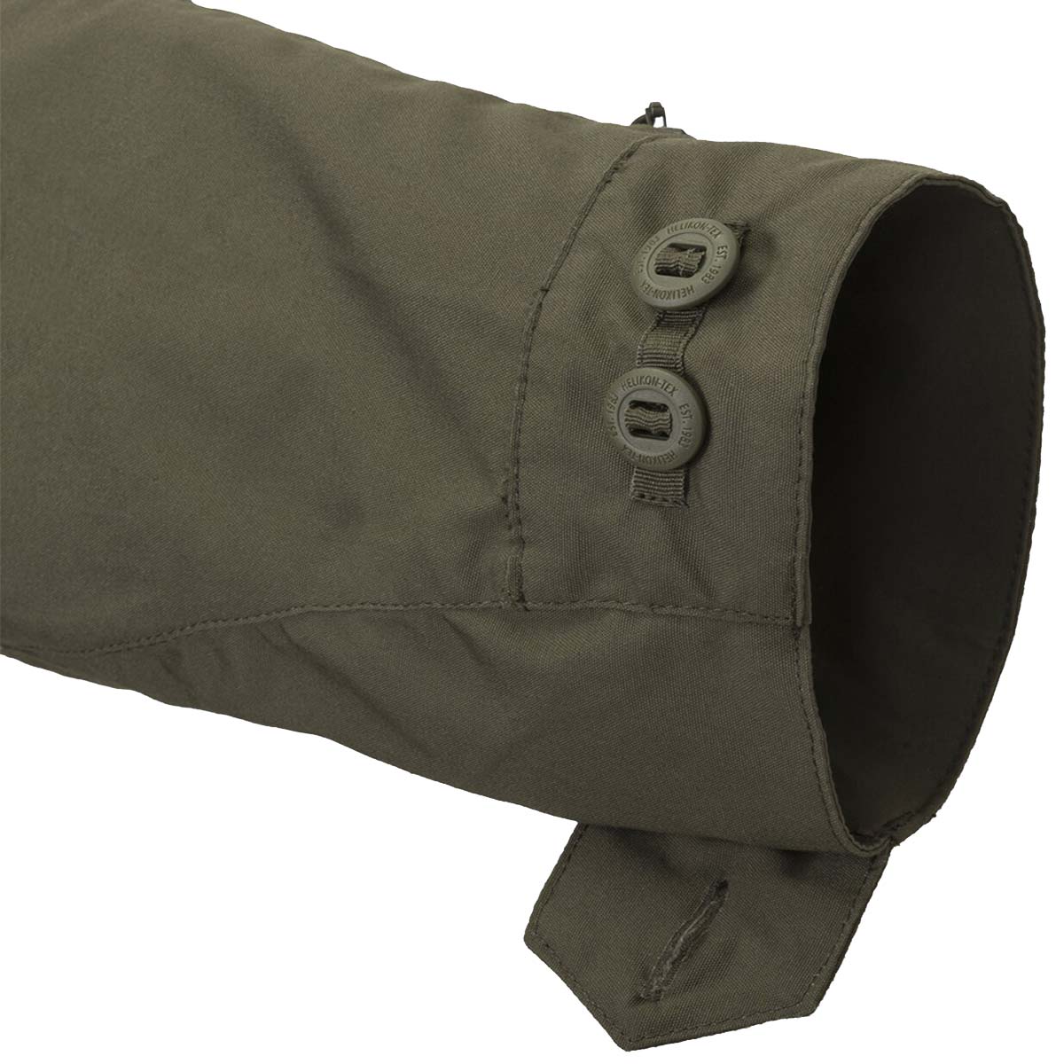 adjustable buttoned cuffs on helikon taiga green covert m65 jacket