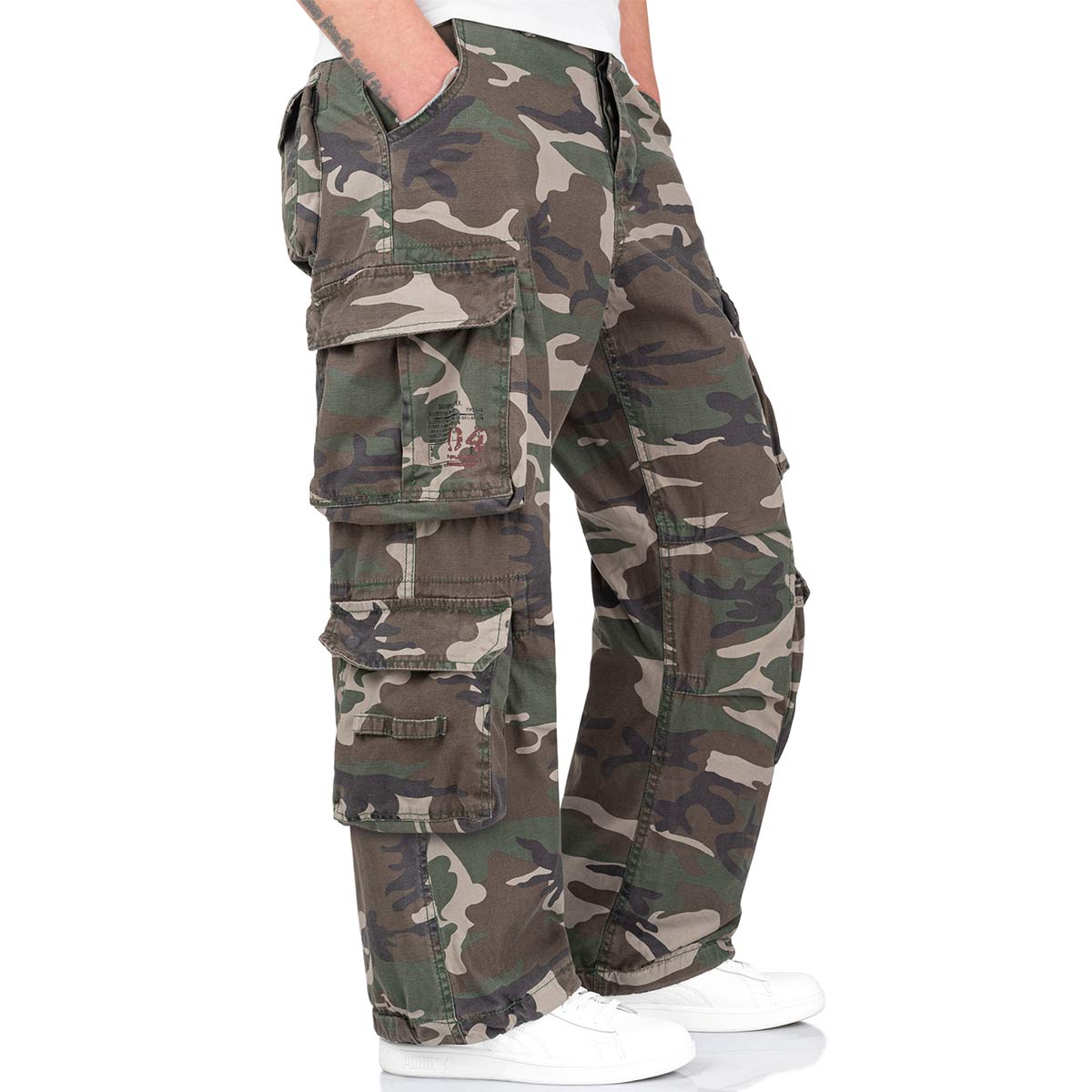cargo pockets on woodland camo surplus airborne vintage trousers