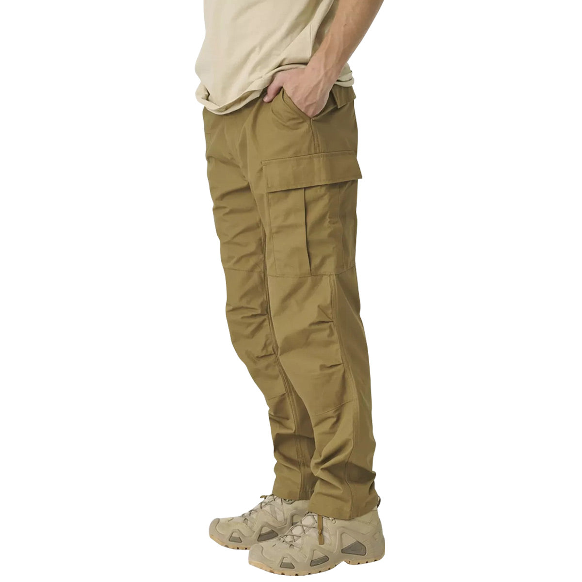 coyote helikon bdu mk2 trousers on model
