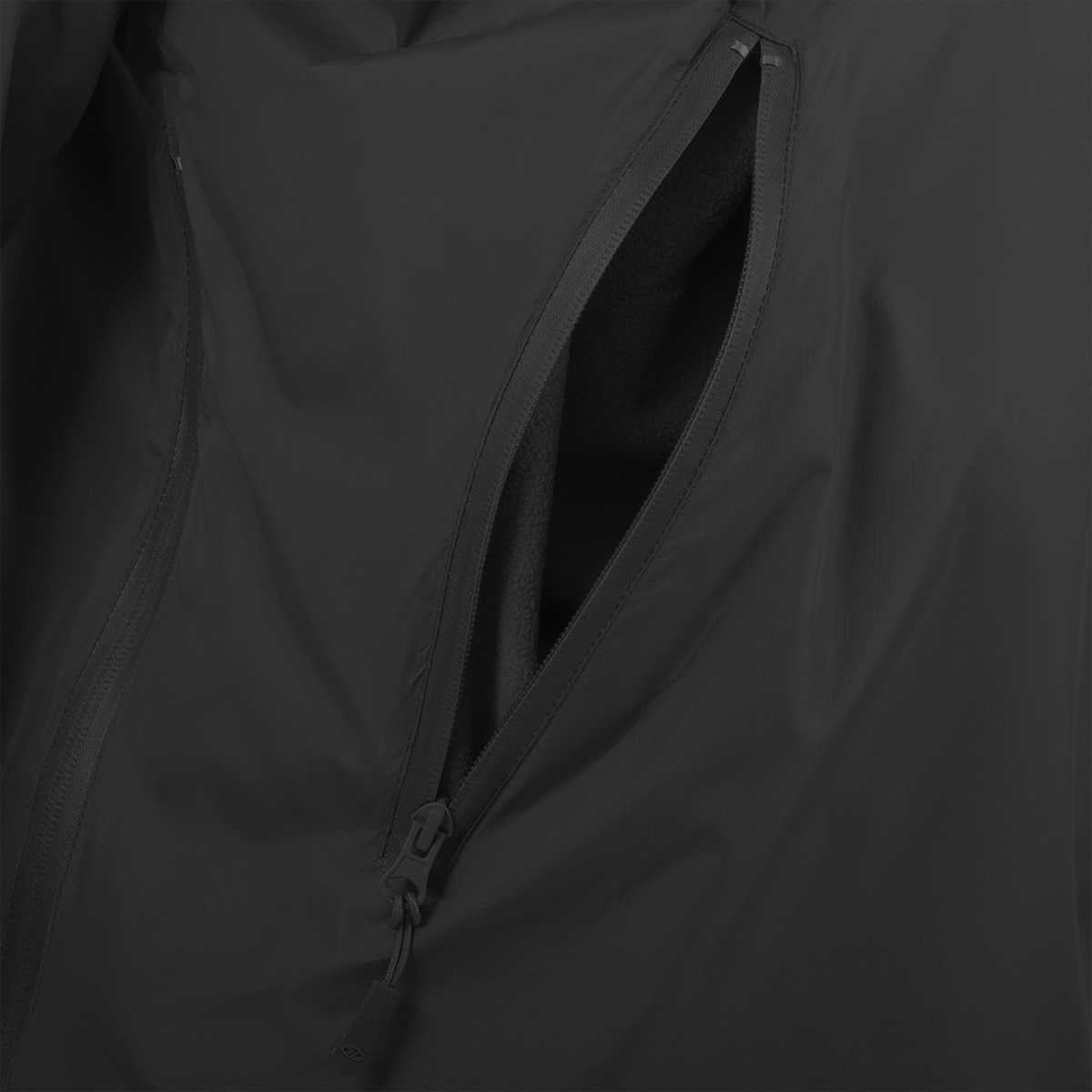 fleece lined hand pockets of black halo tactical smock of highlander