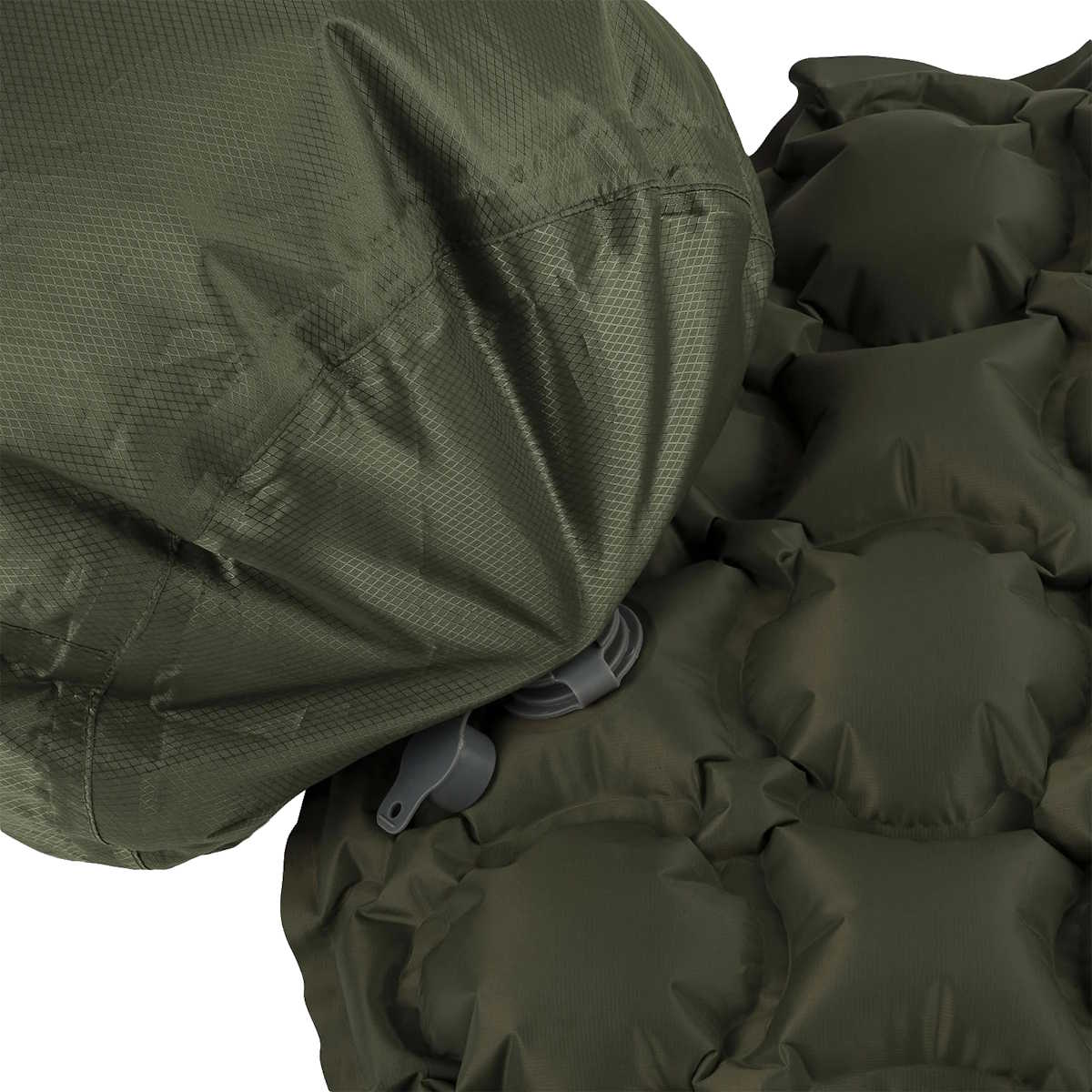 valve connection of highlander puff inflation drybag to air bed
