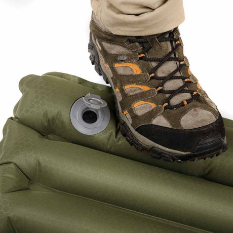 Snugpak Air Mat with Builtin Pump Olive Hole2