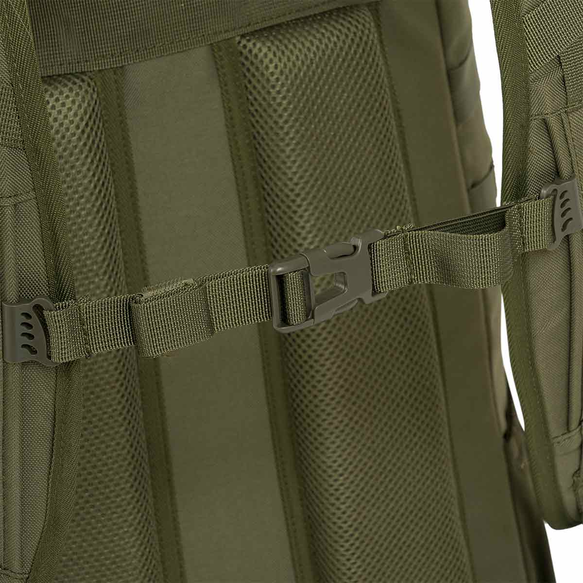 highlander eagle 3 backpack 40l green adjustable chest strap