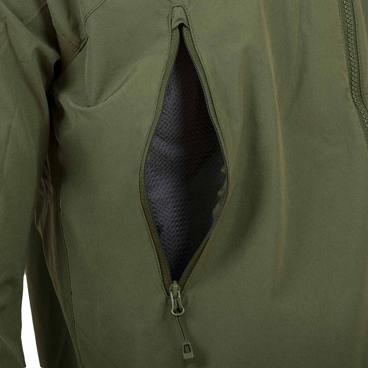 Chest Pocket of Highlander Hirta Jacket Green