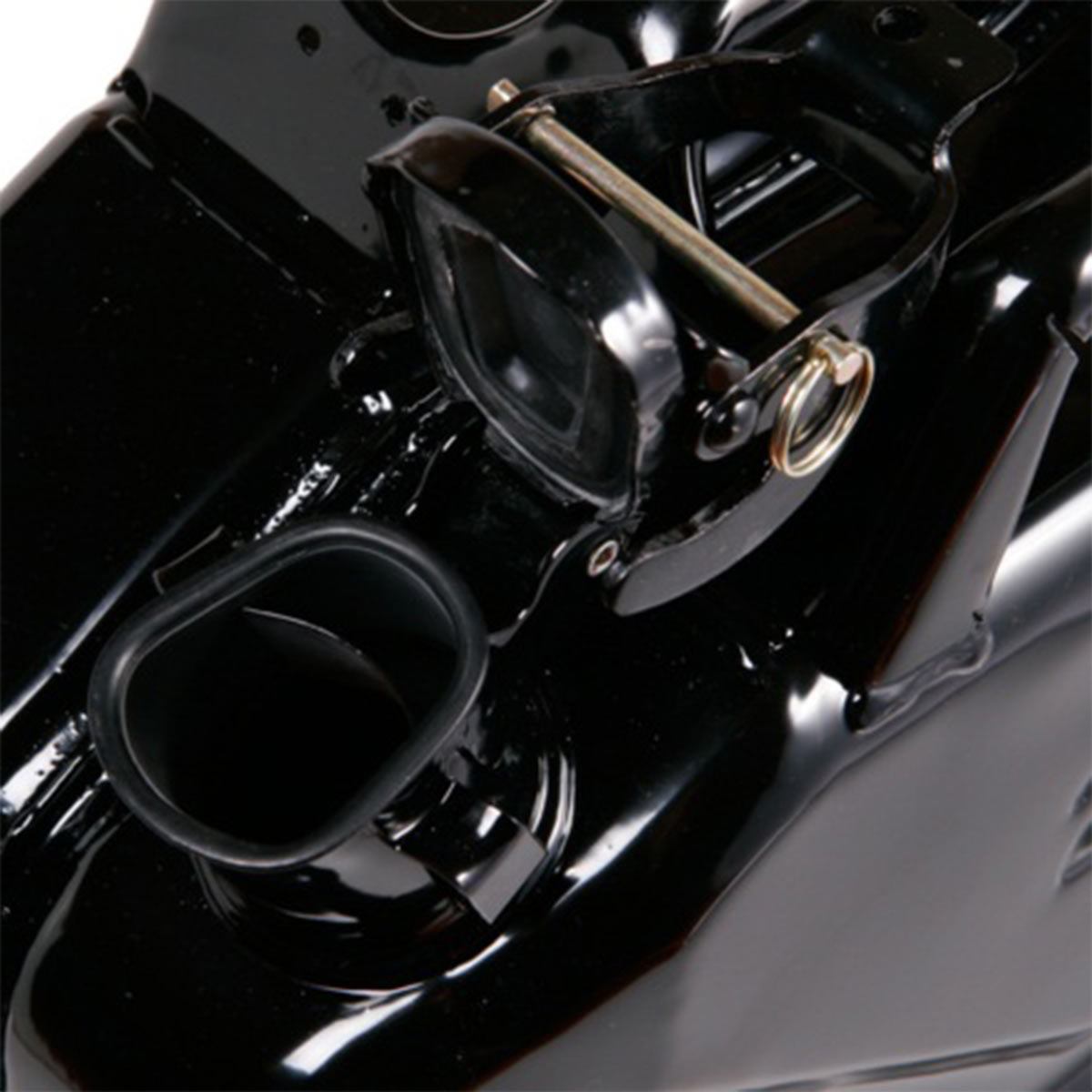 bayonet closure on 20L wavian black jerry can