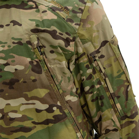 chest and arm pockets on carinthia camo 5.0 mig jacket