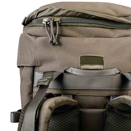 highlander-rucksack-90l-ranger-green-compression-straps