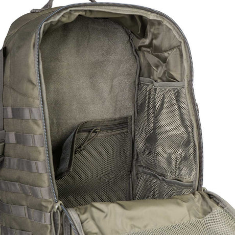 inner mesh sleeves of v2 45l ranger green harrier clamshell rucksack