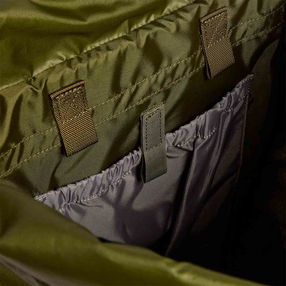 internal sleeve of berghaus cedar green mmps 45l centurio iii rucksack