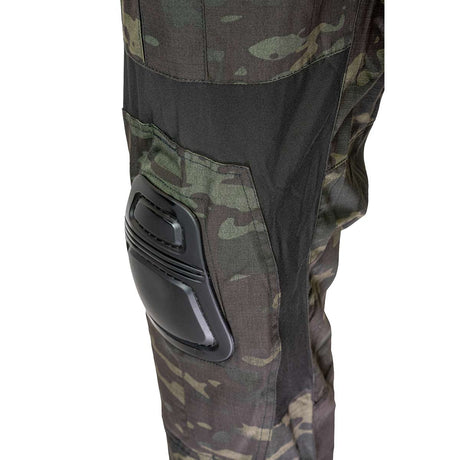 knee stretch panel on vcam black viper elite gen2 trousers