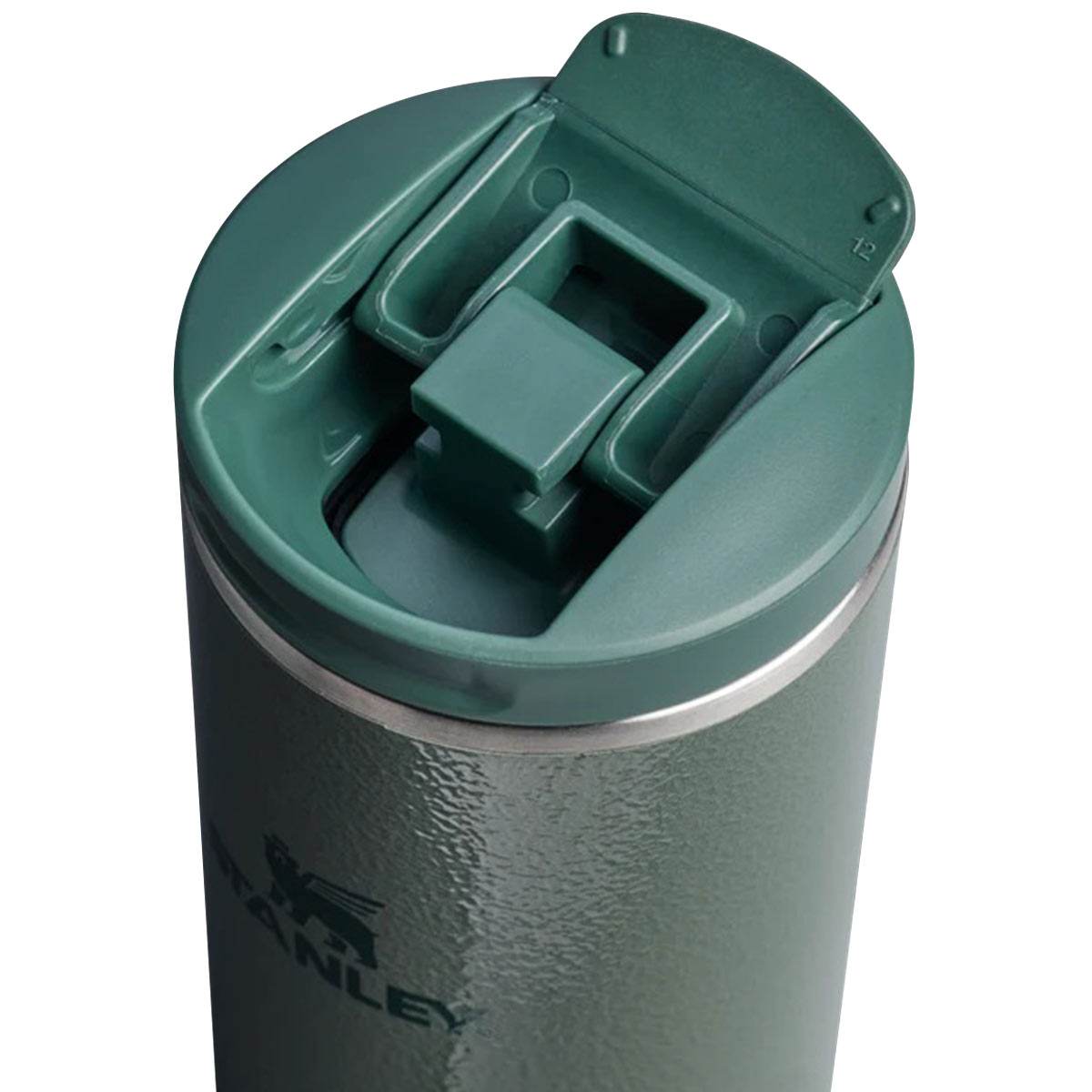 open flip top lid on stanley transit mug 470ml hammertone green
