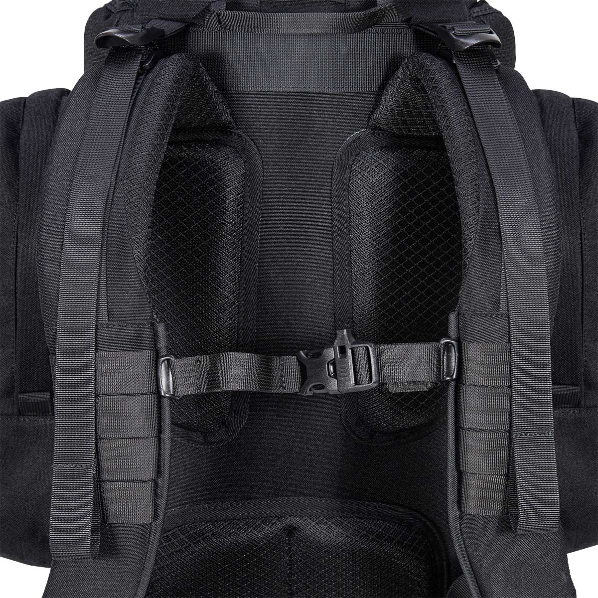 shoulder straps on black 33l highlander forces elite pack