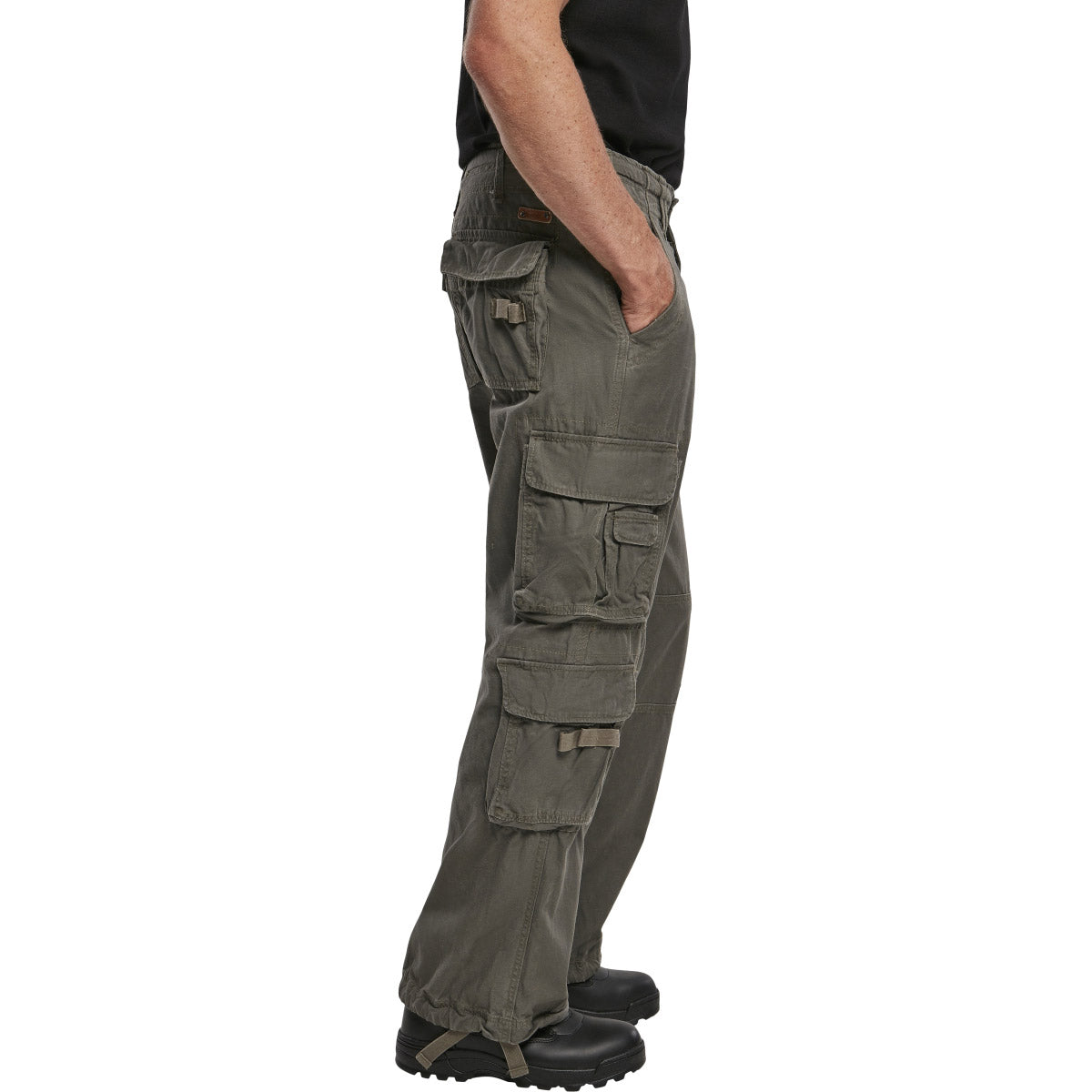 side leg cargo pockets on brandit pure vintage olive trousers