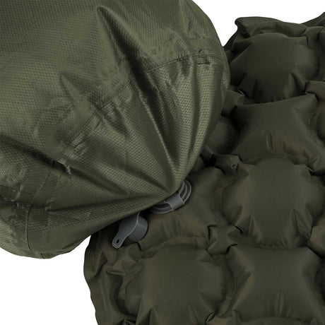 valve connection of highlander puff inflation drybag to air bed