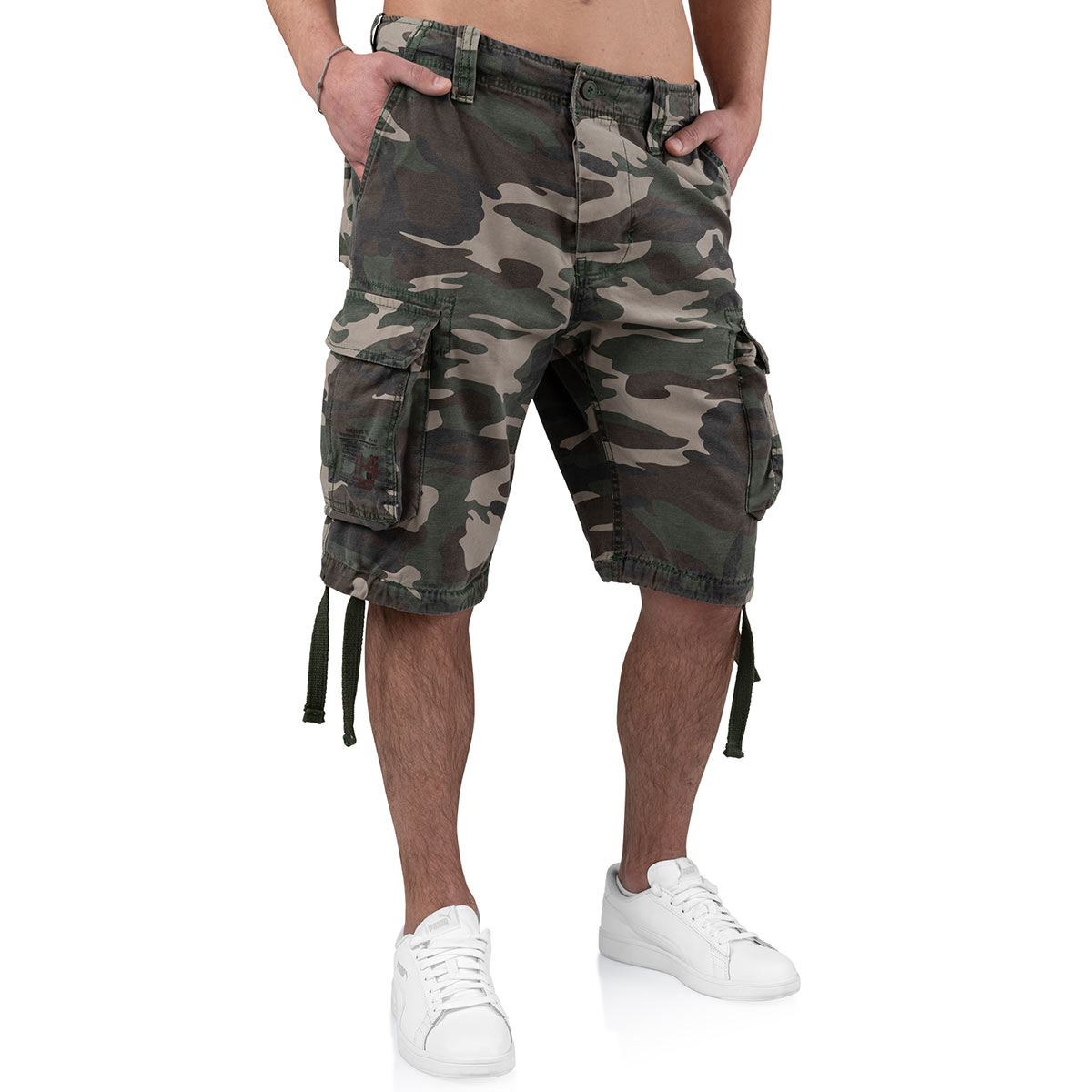 waist detail on woodland camo surplus rv airborne vintage shorts