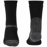 front & back of bridgedale heavyweight boot sock black