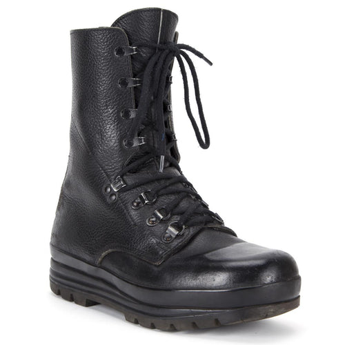 swiss-army-combat-boots-black-angle